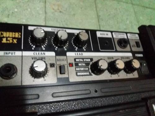 Vendo amplificador Roland 15X 15 W 2 Canal - Imagen 2