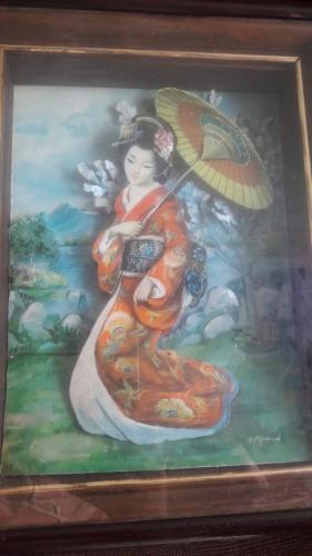 vendo cuadro antiguo de geisha de relieve - Imagen 2