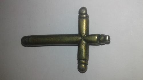 Se vende cruz muy antigua reliquia de los tie - Imagen 2