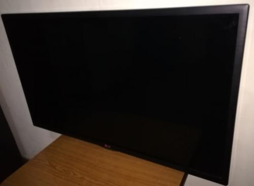 VENDO TV LED LG Modelo 39LN5700 para repuesto - Imagen 1