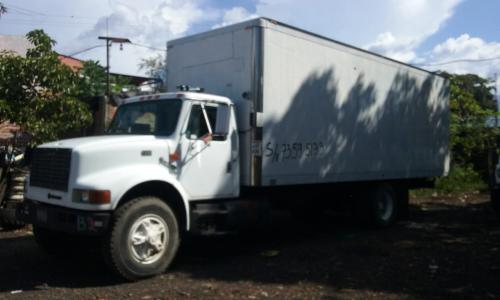 se vende camion international 4700 con furgon - Imagen 1