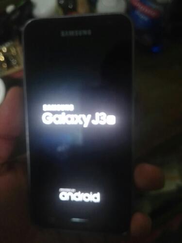 Samsung J3 solo Tigo nico defecto cmara t - Imagen 1