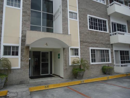 Apartamento Amueblado en Alquiler San Benito  - Imagen 1