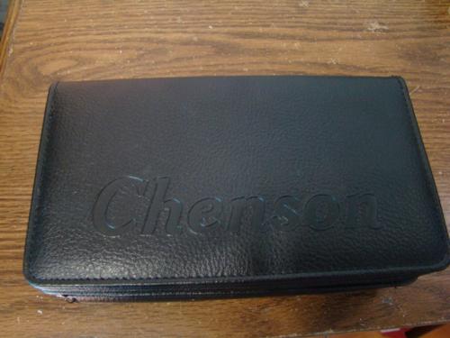 Vendo cartera de mano marca Chenson de puro  - Imagen 1
