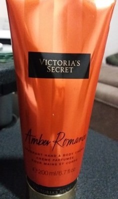 Vendo crema Victorias Secret AMBER ROMANCE N - Imagen 1