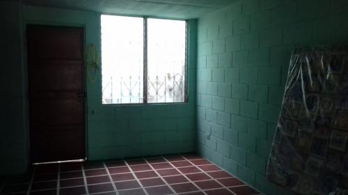 Vendo bonita casa en Col Los Eliseos dos niv - Imagen 3