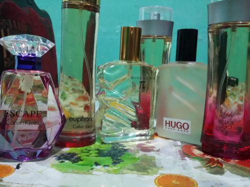 Vendo replicas de perfumes de marcas reconoci - Imagen 1
