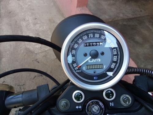 Vendo moto UM 230cc 2014 casi nueva la vendo  - Imagen 2