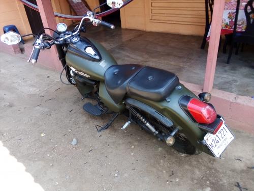 Vendo moto UM 230cc 2014 casi nueva la vendo  - Imagen 3