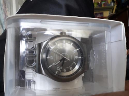 Vendo reloj Swatch nuevo de pulso original 3 - Imagen 2
