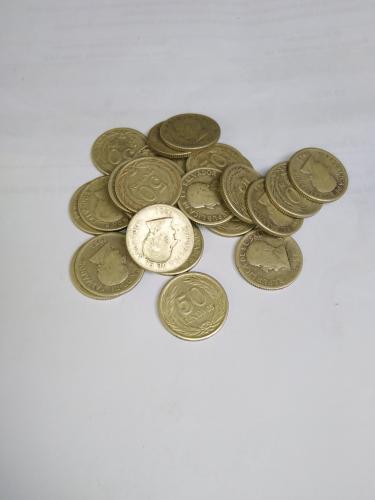 Vendo Monedas De 50 ctvs El Salvador Plata a - Imagen 1