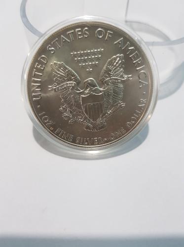 En Merliot vendo Moneda de plata LIBERTY 1 d - Imagen 2