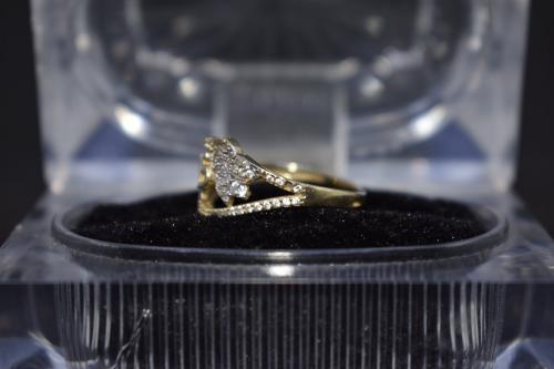 En merliot vendo anillo de 15 años oro 14k  - Imagen 2