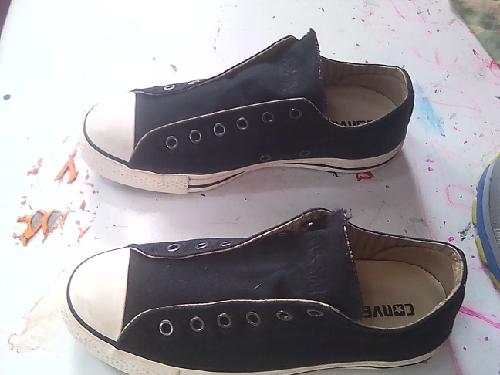 Vendo zapatos converse negros no originales a - Imagen 2