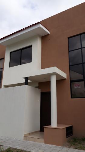 Linda casa nueva en Residencial Paseo del Pra - Imagen 1