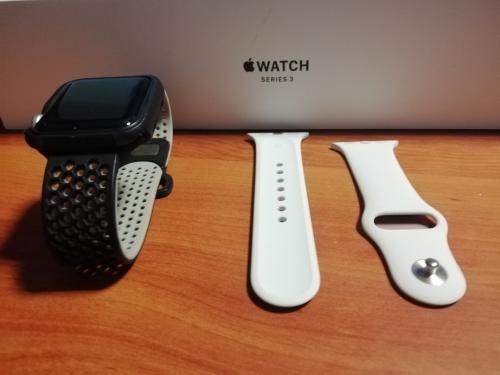 Vendo Apple watch series3 de 42mm blanco orig - Imagen 1