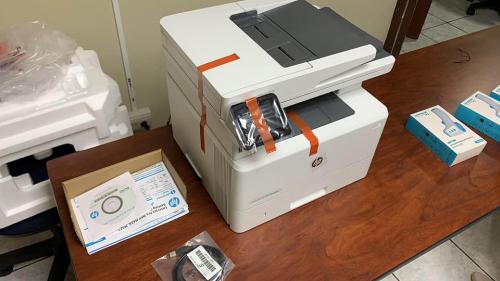 Impresor hp laserjet con copias y escaneos mu - Imagen 1