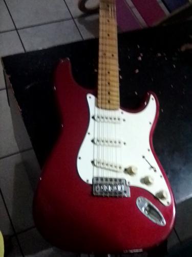 Vendo Guitarra Fender stratocaster original  - Imagen 1