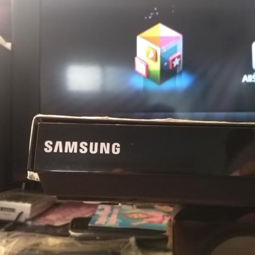 Samsung BDE5900 reproductor de CD/BluRay   - Imagen 1