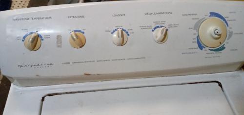 vendo lavadora frigidaire de 44 libras en bue - Imagen 1
