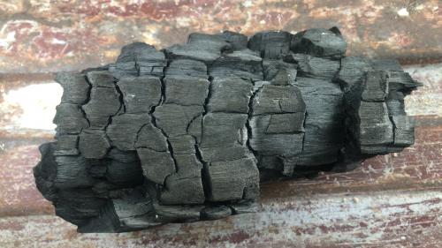 Carbón de primera calidad de leña de mangol - Imagen 1