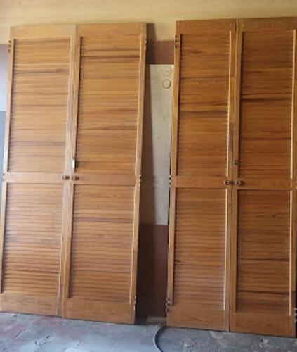 Puertas Tipo Persianas Fabricadas con madera - Imagen 1