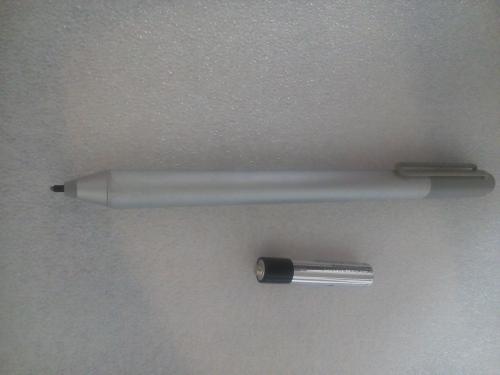 Alerta surface pen incluye su bateria Escribe - Imagen 2