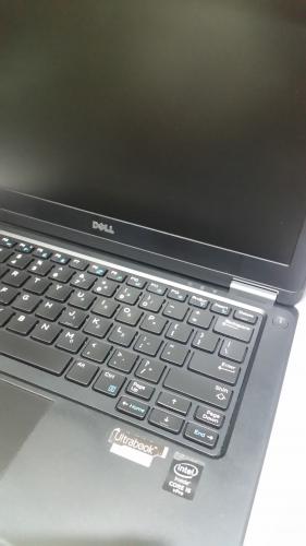 vendo Laptop Dell E7250 core i5 memoria ram 4 - Imagen 1