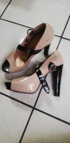 Zapato para Dama  Cantidad: 2 pares  Condic - Imagen 2
