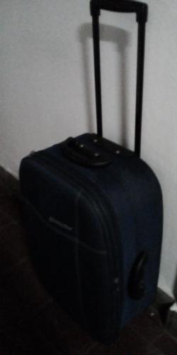 Se vende maleta mediana para viaje capacidad - Imagen 3
