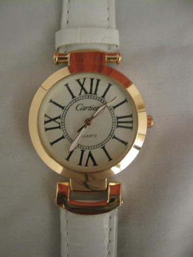  Reloj para Dama marca CARTIER en color blan - Imagen 1